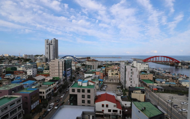 Sunrise Hotel