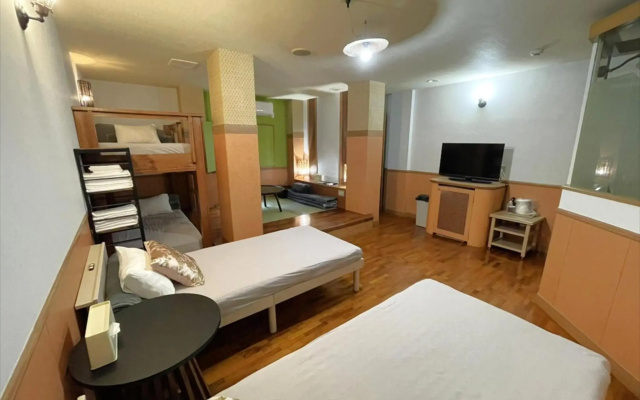 Hotel Bin – Guest Rooms – Okinawa