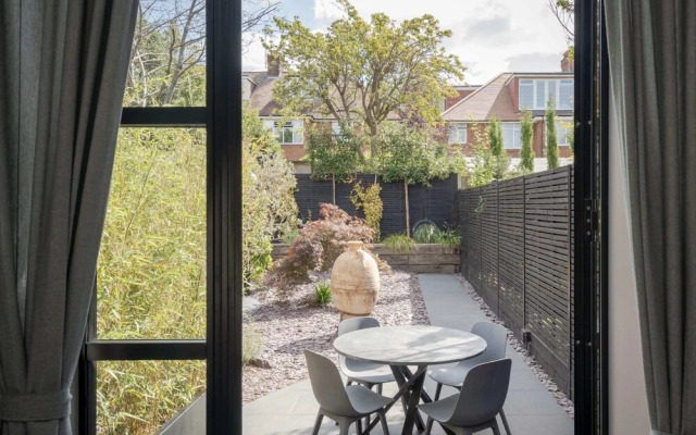 Stunning 5 Bed House in Willesden Green!