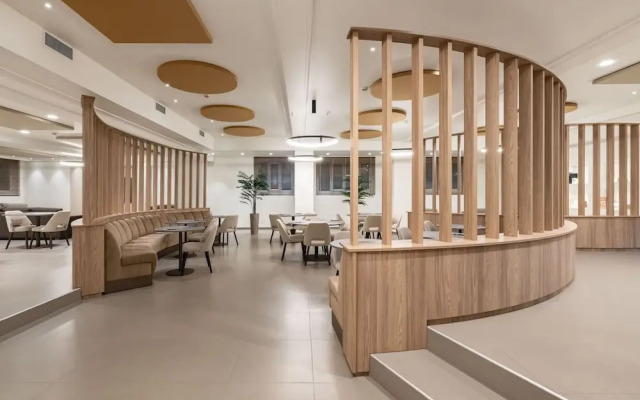 MEALBA HOTEL Suite & Pool