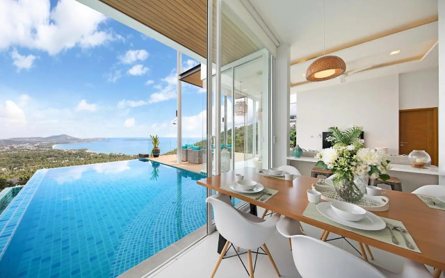 Stunning Blue Sea Villa 3BDRM Infinity Pool