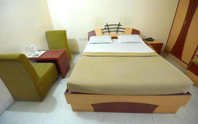 Hotel Shastri Paradise