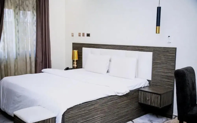Tofana Hotels and Suites