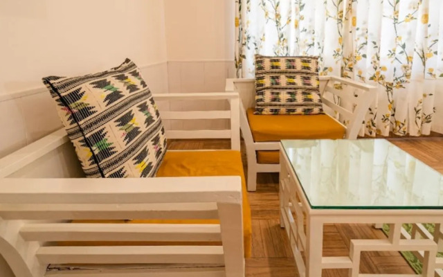 Mango Tree Courtyard Mussoorie