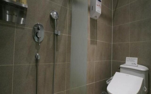 Hotel Myeongjak, Suwon
