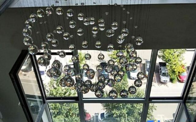 Changchun yingjia loft theme serviced apartment rental day