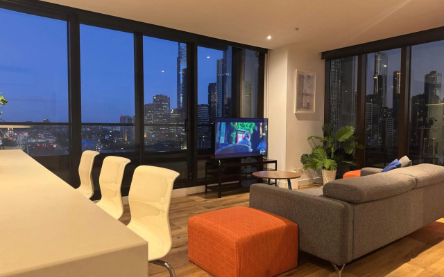Aura on Flinders Serviced Apartments
