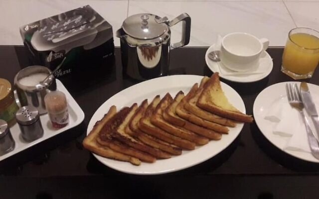 MaryLeena Hotel Gulberg