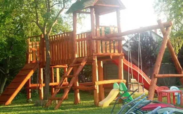 Borostyán Apartmanház