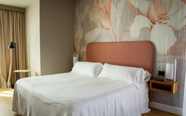 Nuria Hotel
