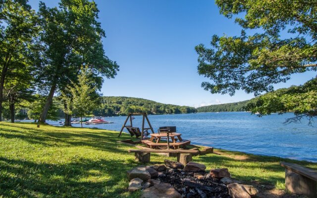 Hook, Wine & Sinker 2 Bedroom Townhome