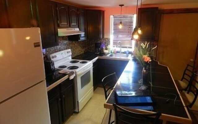 Blue Frost Apartments