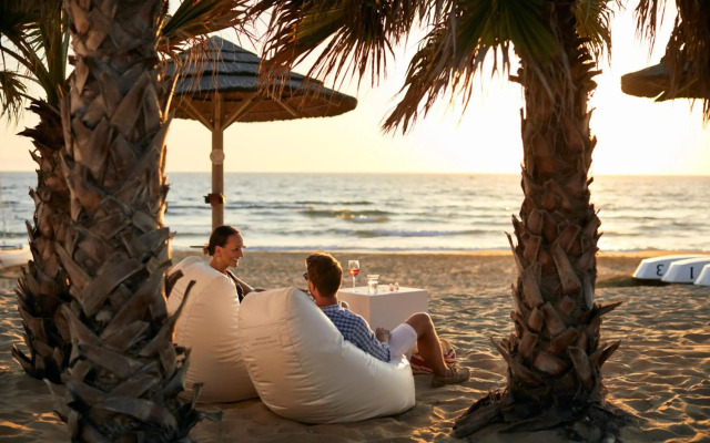Robinson Kyllini Beach