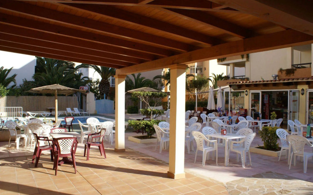 Apartamentos Arlanza - Adults Only