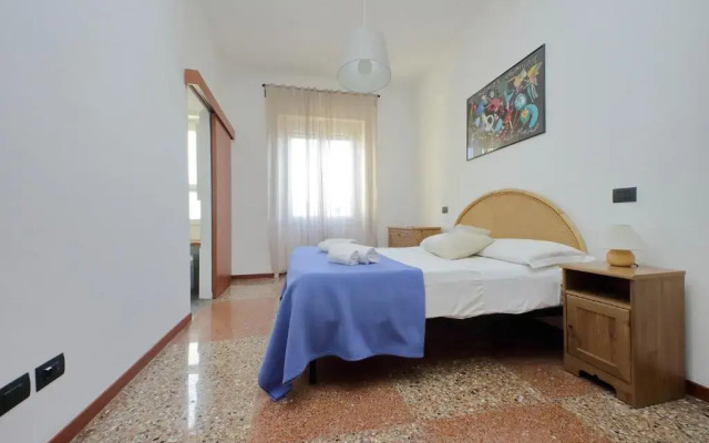 Silvanos Home In Rome