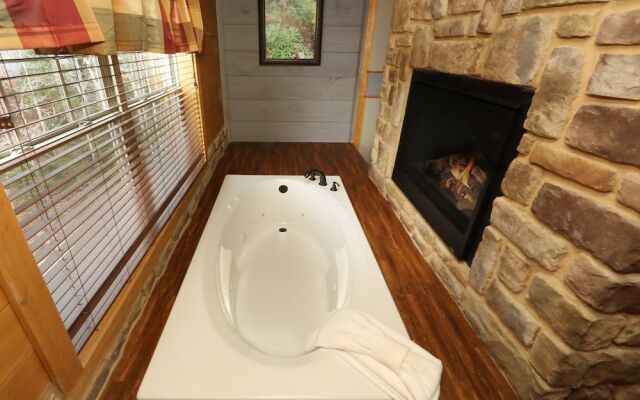 Firefly Nights 5 Bedrooms 5 Bathrooms Cabin