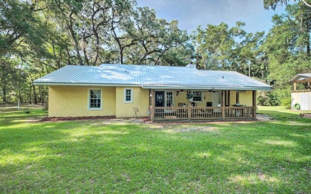 Serene Old Town Getaway Near Suwannee River!