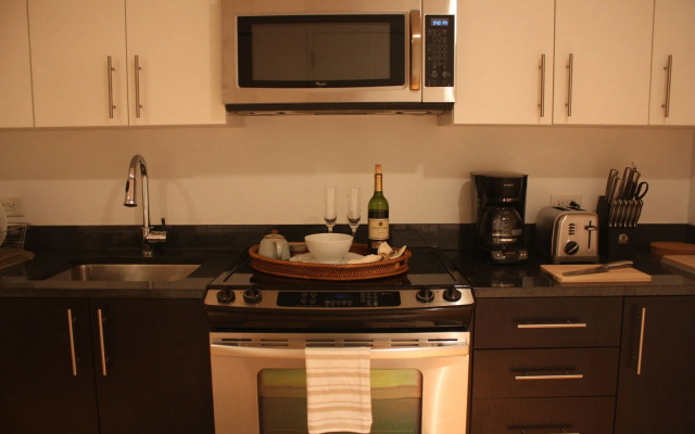 Dharma Home Suites: Jersey City, Paulus Hook
