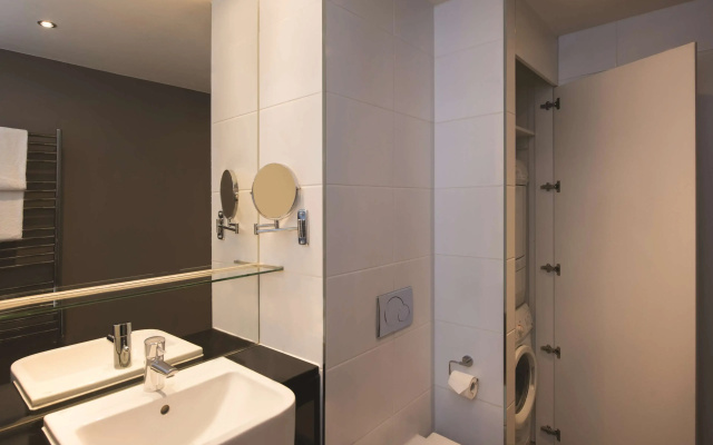 Adina Apartment  Berlin CheckPoint Charlie
