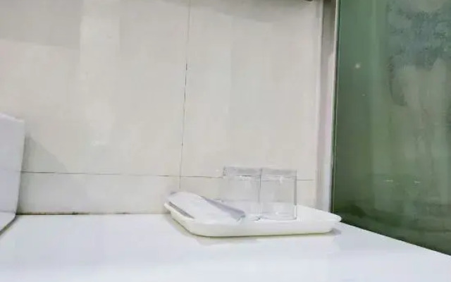 Yixuan light luxury hotel (Shanghai Bund store)