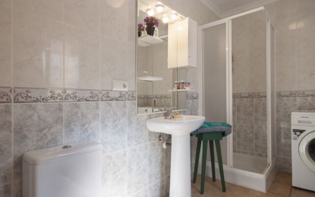 Villa - 3 Bedrooms with Pool and WiFi - 105021