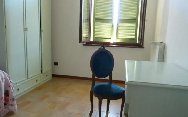 B&B Home Larina