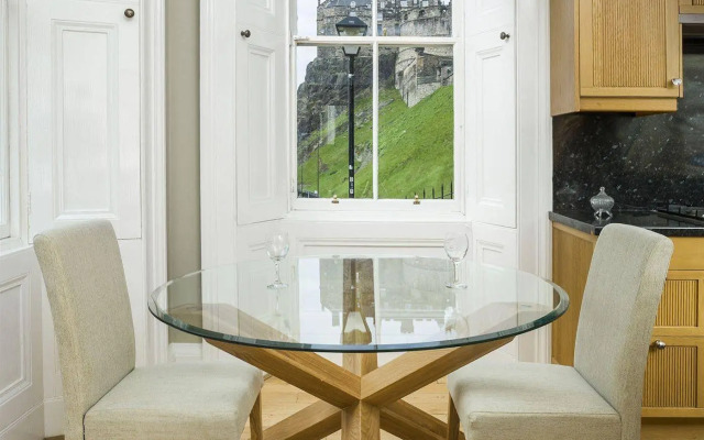 St. Giles Apartment