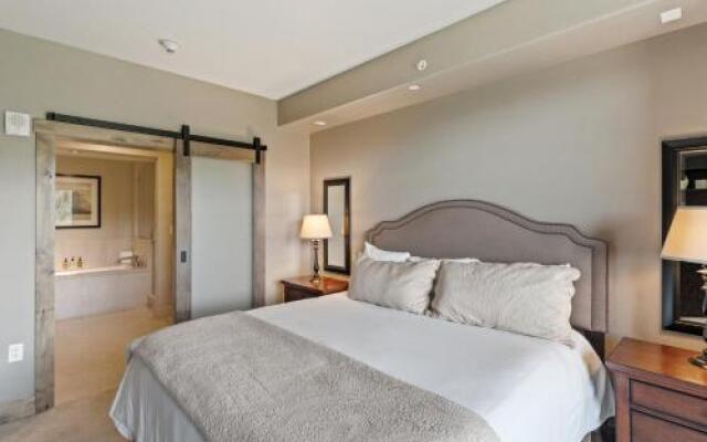 Edgemont 2504 - Luxury Ski-in Ski-out Condo