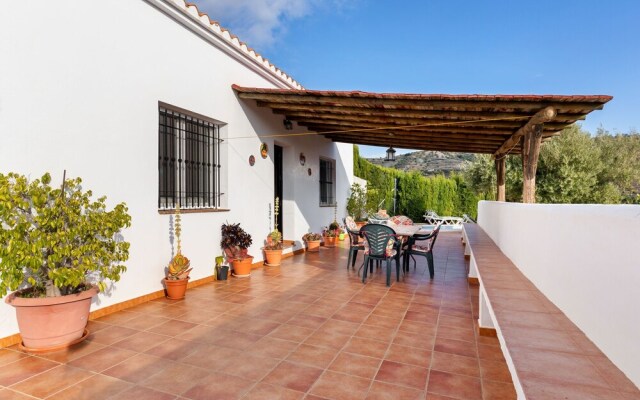 Rustic Holiday Home in Almuñecar with Private Swimming Pool