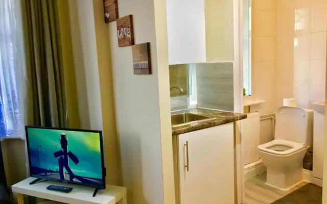 London Luxury Ensuite Apartment
