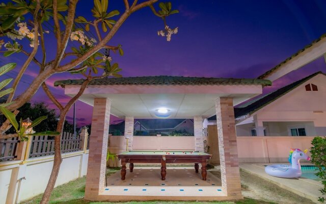 Baan So Nice Party Pool Villa