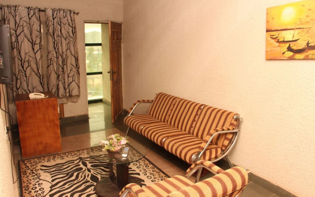 Halims Hotel & Towers
