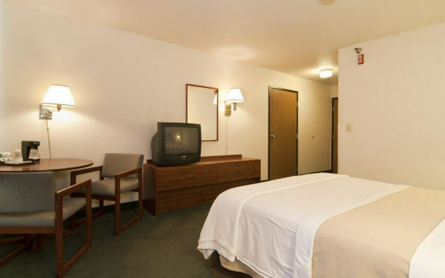 Americas Best Value Inn Zumbrota