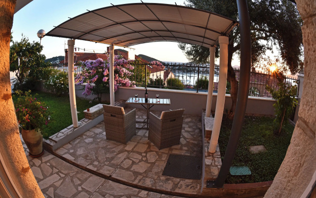 Nika Family Apartments