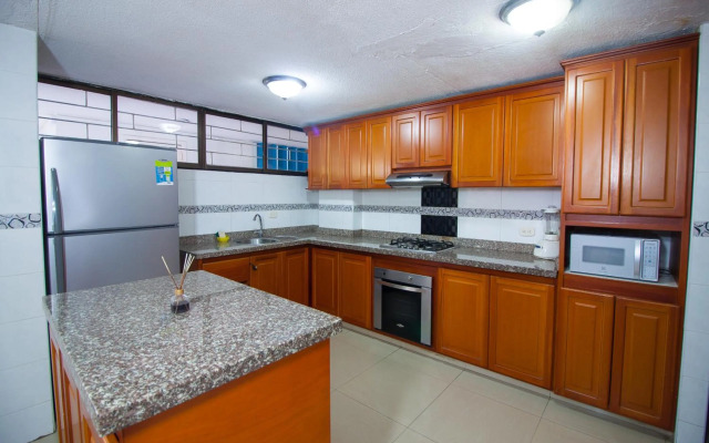 Karey Apartamentos By Danp