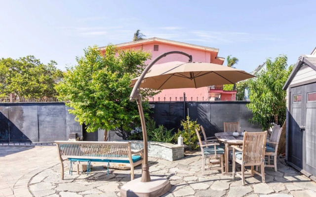 The Blue Bungalow by Namastay