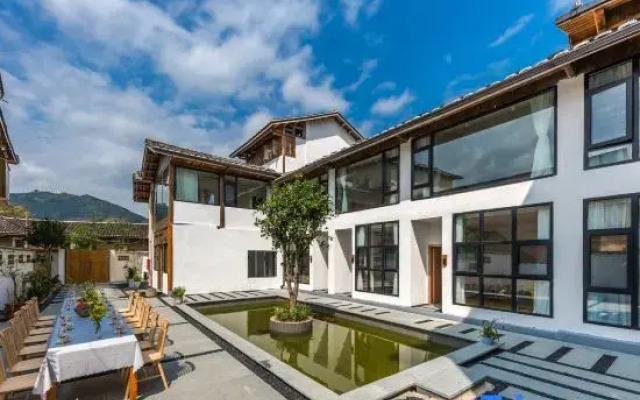 Yunshui ballad beautiful cloud night Guesthouse
