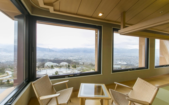 Fruit Park Fujiya Hotel