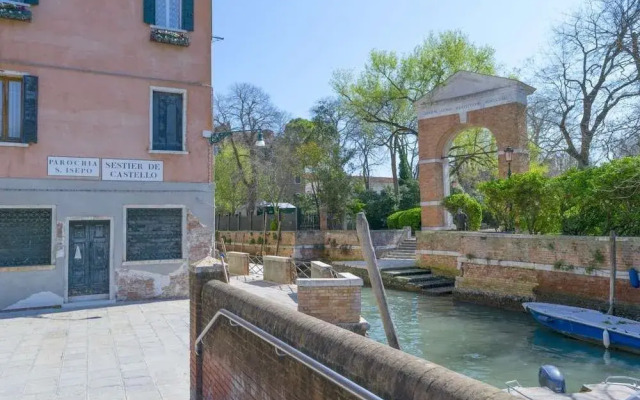 La Prima Ancora