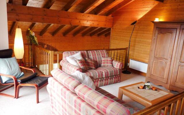 Chalet Les Falaises