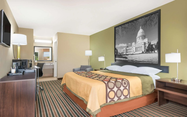 Super 8 by Wyndham Bryant Little Rock Area