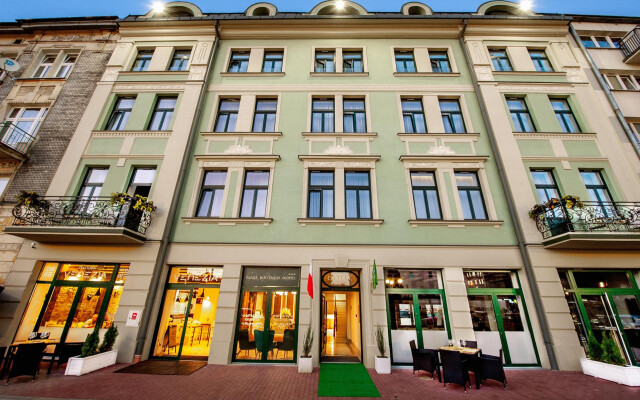 Plaza Boutique Hotel