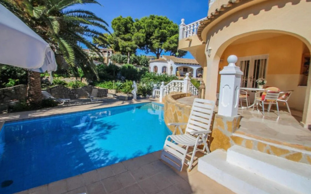 Leila - holiday home with private swimming pool in Moraira