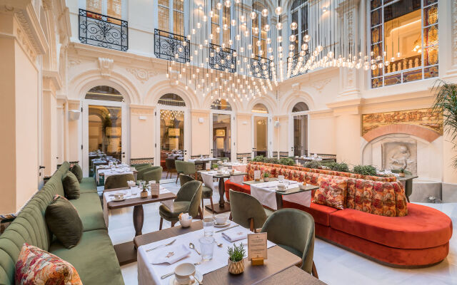 Palacio Gran Vía, Royal Hideaway hotel