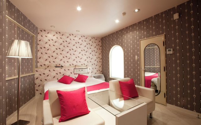HOTEL RAFFINE - Adults Only