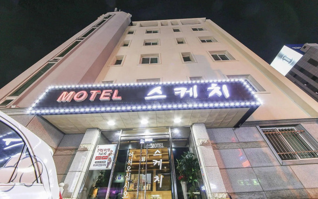Sketch Motel