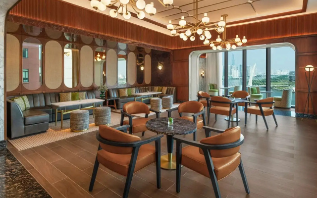Hilton Saigon