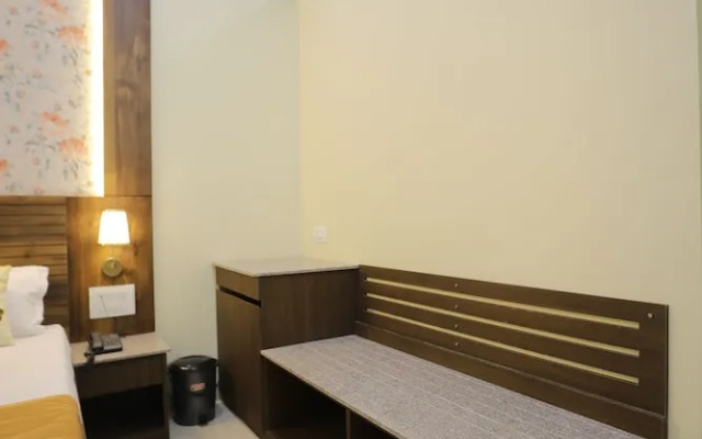 VL Patil Stays & Banquets