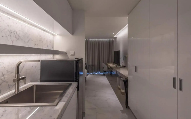 ashley hotel bkk