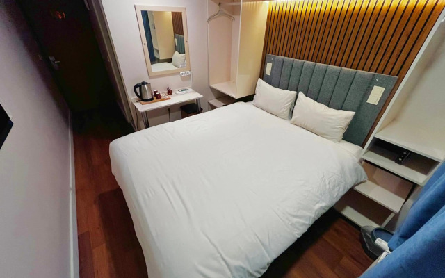 Naila Hotel